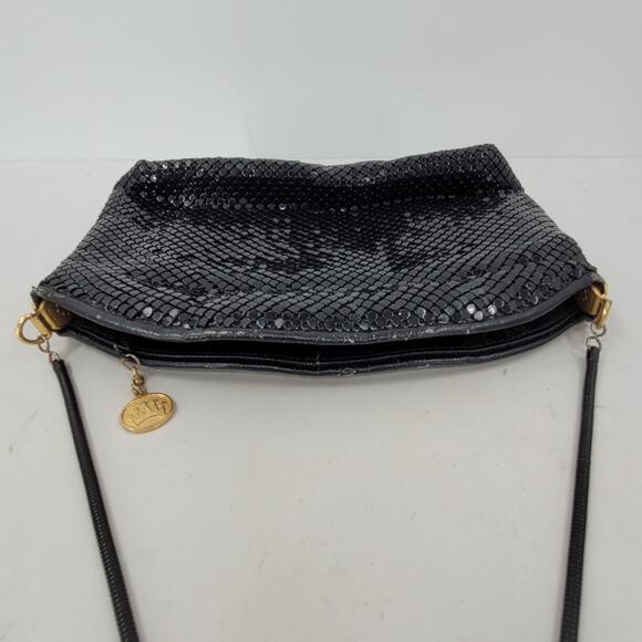 La Regale 80s Black Mesh Bag with Snake Chain Strap Vintage Evening Purse - Picture 6 of 12